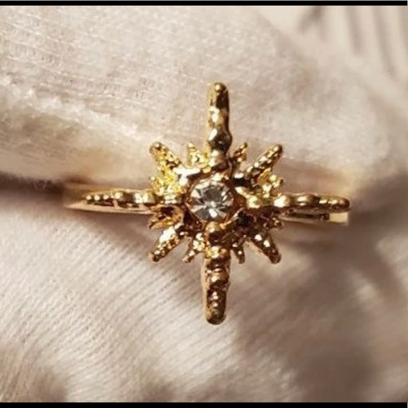Covet Jewelry - ✨HP✨ Nordstrom Starburst boho 14k gold plated sterling silver ring size 6.5